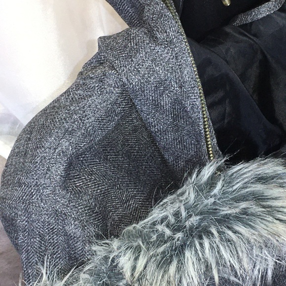 Nikita autumn coat size medium - Picture 4 of 10